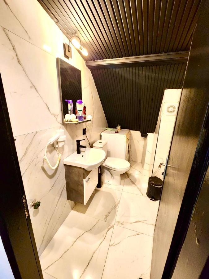 Mates Istiklal Suites Istanbul Exterior foto