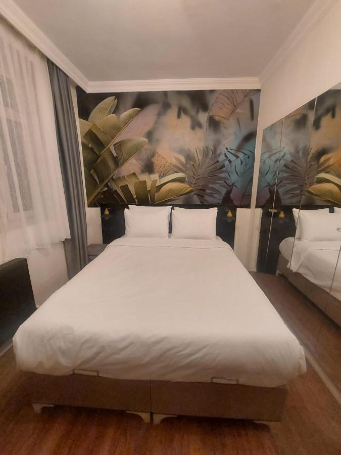 Mates Istiklal Suites Istanbul Exterior foto
